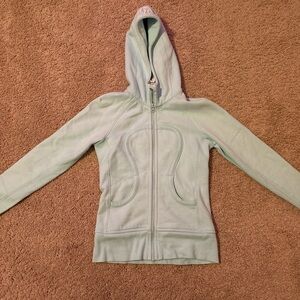 Lululemon mint green zip-up hoodie #lululemonhoodie